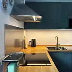 Au Coeur De *